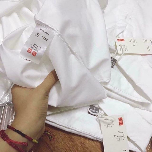 Áo sơ mi trắng U loại 1