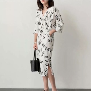 Váy hàn quốc cổ v