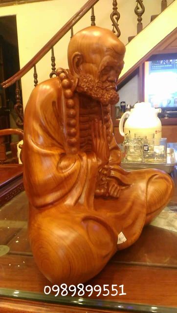 Tượng Đạt Ma ngồi thiền gỗ hương