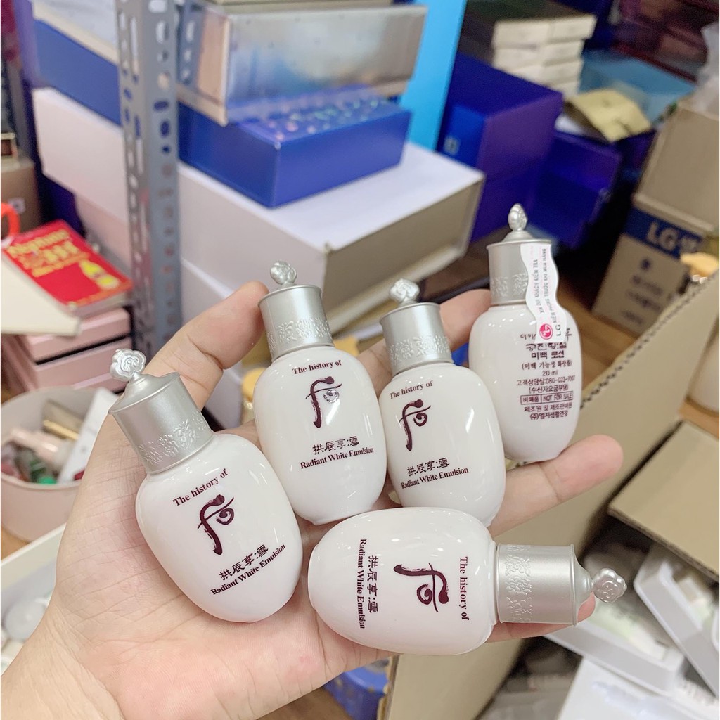 Sữa dưỡng sáng da Whoo Radiant White Emulsion mini 20ml