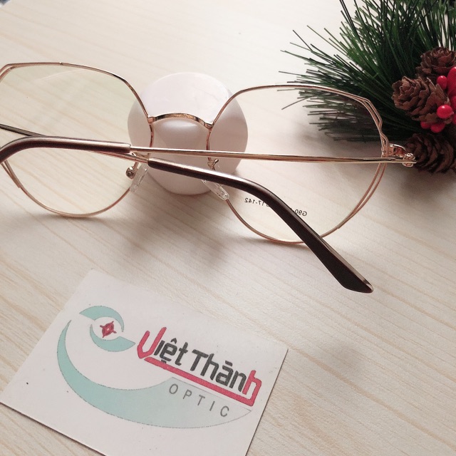 Gọng kính cận kim loại mảnh XỊN XÒ nhận làm kính có độ cận viễn loạn theo yêu cầu