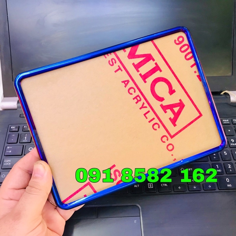 Khung Biển Số Xe Máy  Titan, 7 Màu, Vàng, Inox - ốp biển số xe máy