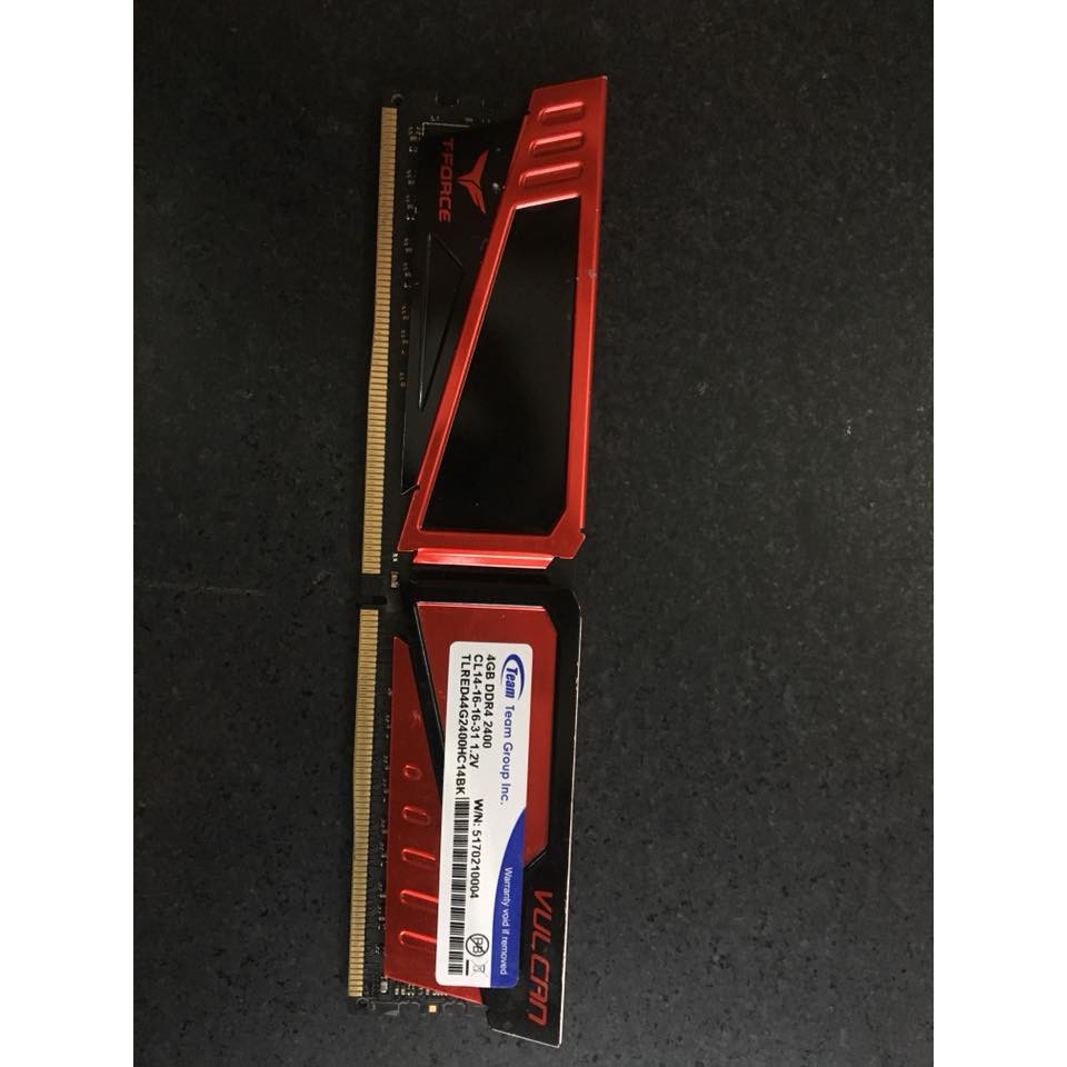 Ram 4GB Dr4 PC 2400 Team tản nhiệt