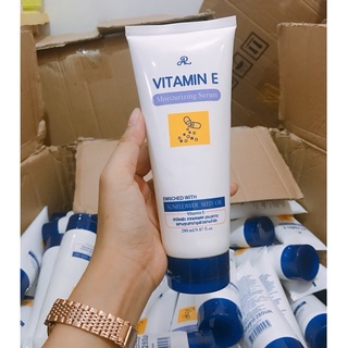 Tuýp Kem Dưỡng Body Vitamin E Thái