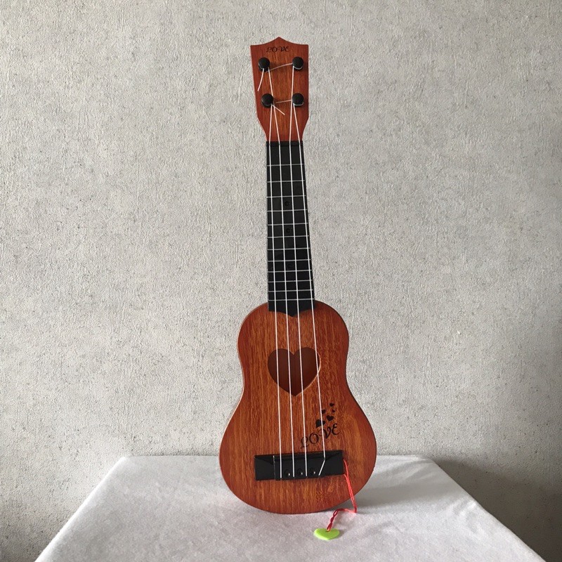 Ukulele Love dễ thương cho bé tập chơi