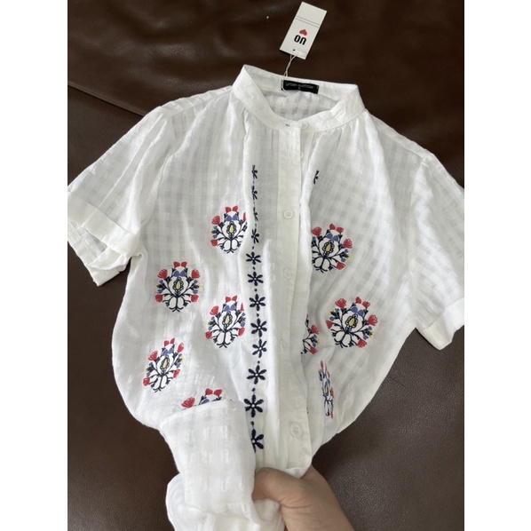 ✅Freeship✅Áo thêu cổ trụ. Hình thật shop chụp