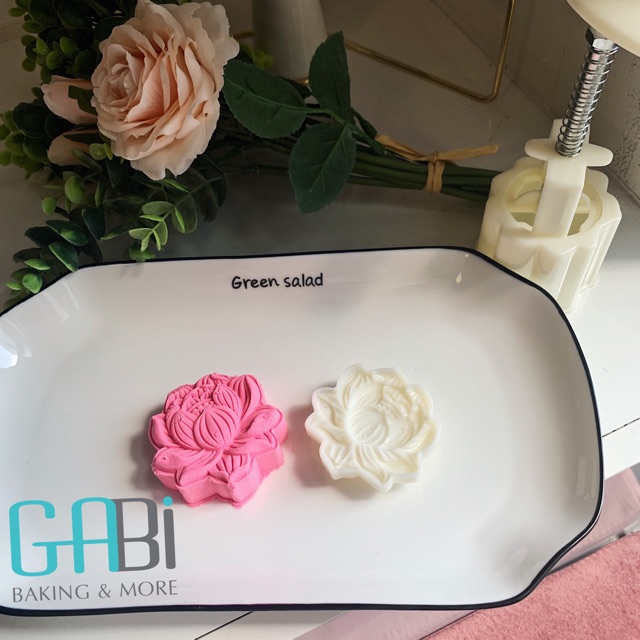 Khuôn nhấn trung thu lò xo 1 mặt hoa sen 75-80g