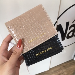 Ví ngắn CNK