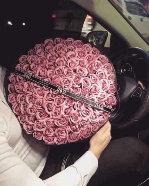Sỉ bó hồng sáp 99 bông