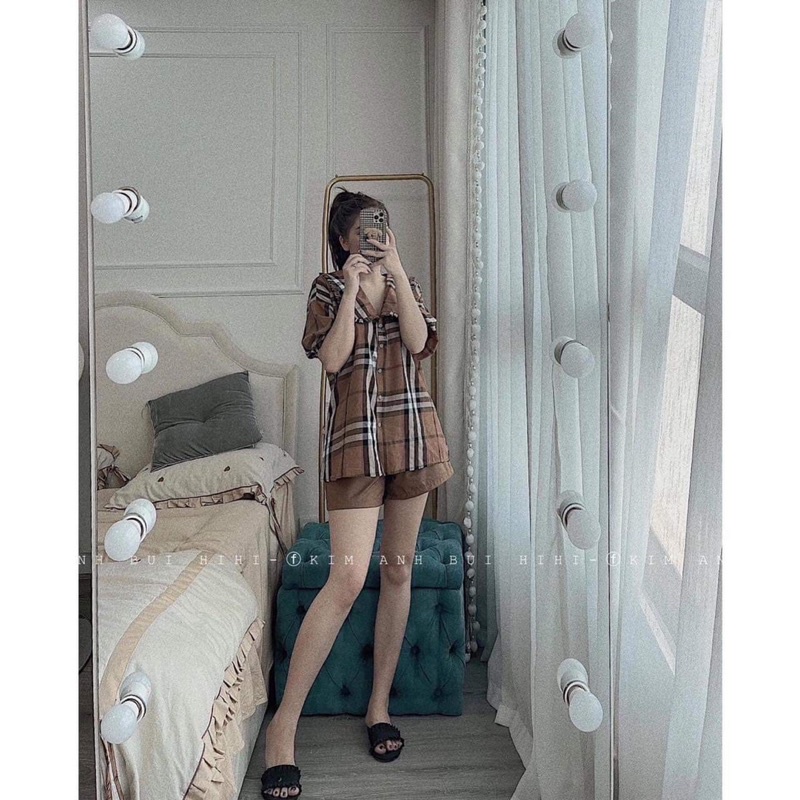 Set Áo Kẻ Bbr Ngắn Tay Cổ Tròn Điệu Quần Đùi Nữ