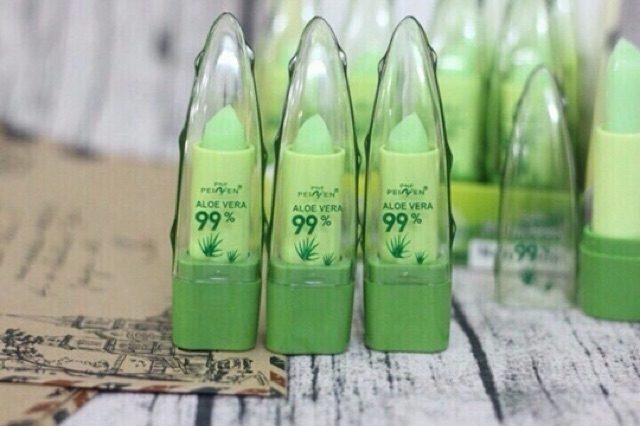 Son Dưỡng Môi Nha Đam Aloe Vera 99% Mẫu Nhọn