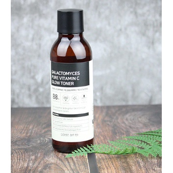 Toner dưỡng trắng cung cấp vitamin C cho da Some By Mi Galactomyces Pure Vitamin C Glow Toner 200ml