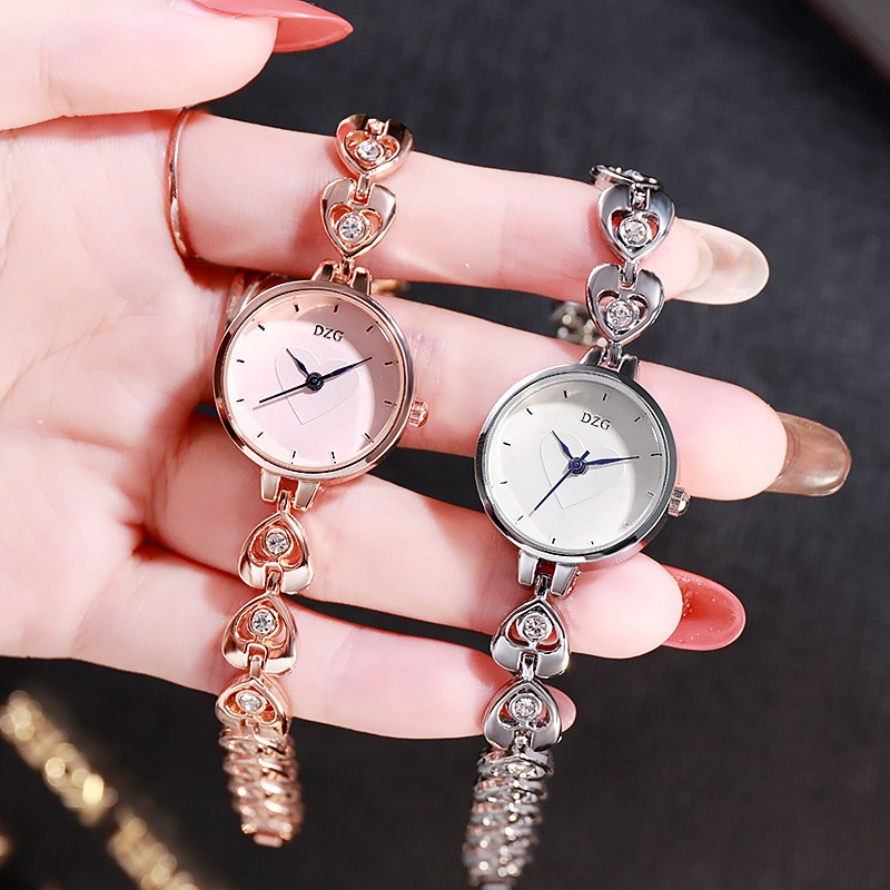 Đồng hồ thời trang nữ lắc Dzg LT07 họa tiết trái tim xinh xắn | BigBuy360 - bigbuy360.vn