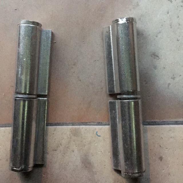 Cối lá hàn cổng ,cửa sổ  INOX 201 phi 18 đủ