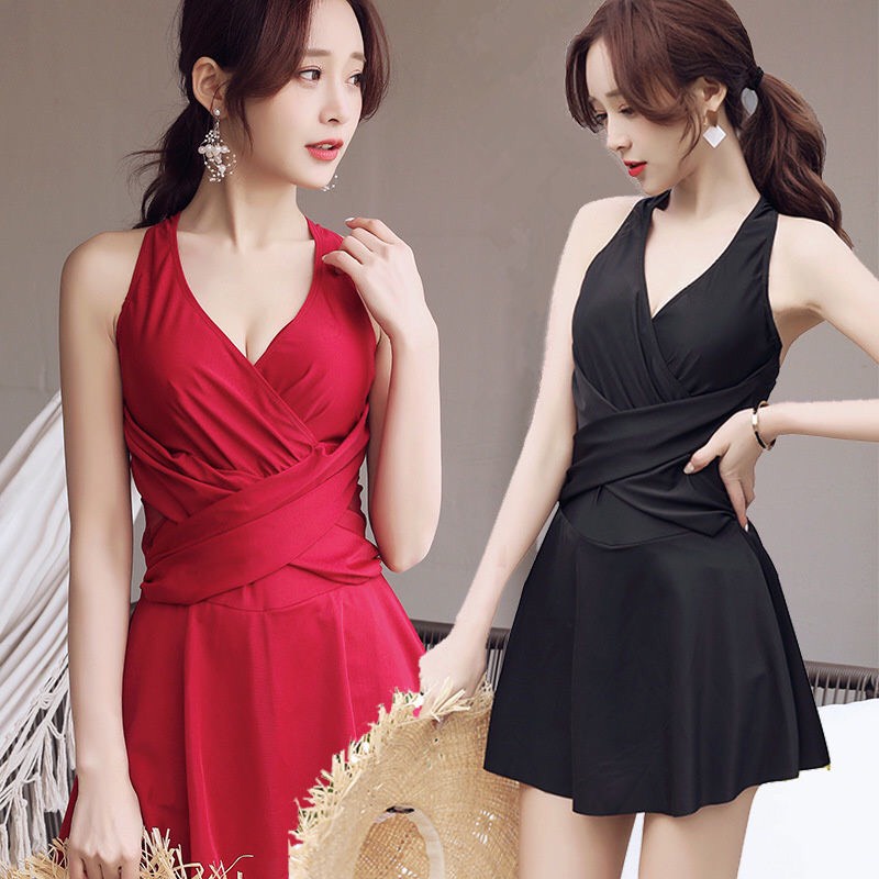 Bộ bơi liền thân che khuyết điểm mặc ở bể bơi và đi biển s02