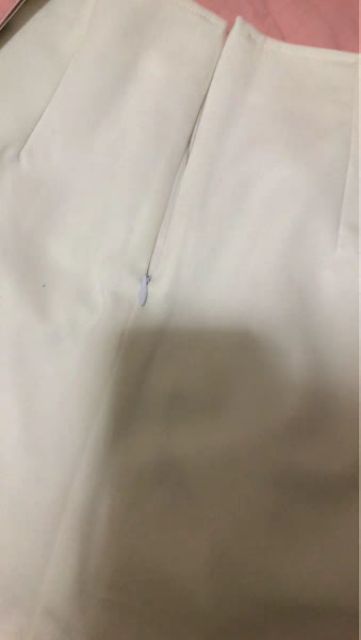 Chân váy trắng bút chì Cao Cấp Kèm Video Tự Quay Cam Thường. | BigBuy360 - bigbuy360.vn