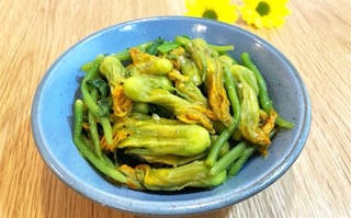 Hạt giống bí đỏ ăn bông 10 hạt