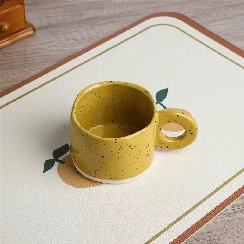 Cốc uống cà phê thiết kế bất đối xứng phong cách retro Hàn Quốc