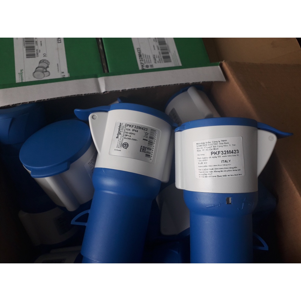 |CHÍNH HÃNG| Ổ cắm công nghiệp PKF32M423 3P Schneider