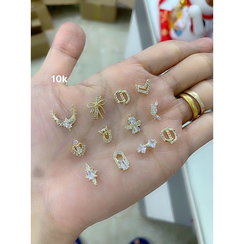 Charm móng cao cấp