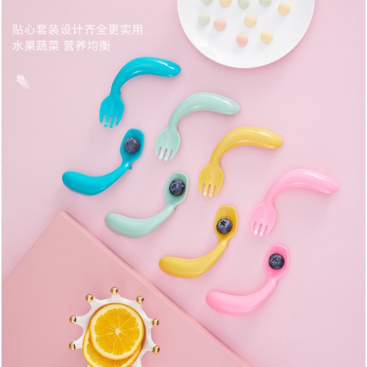 Set thìa dĩa uốn cong cho bé tập xúc tập ăn dặm - D94