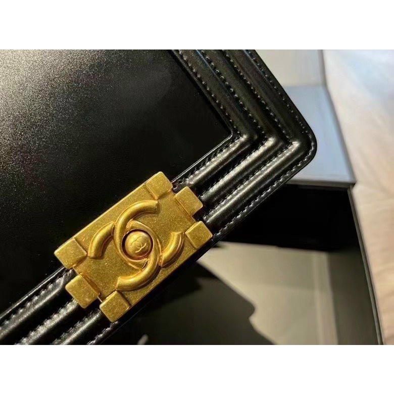Túi Xách Thời Trang💙💙Chanel Boy Supper 2022 Màu Đen size 19Cm