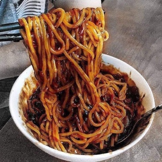 Mì trộn tương đen koreno