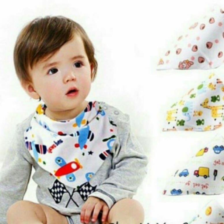 Khăn yếm tam giác chất liệu cotton siêu mềm không xù lông 2 lớp có cúc bấm cho bé