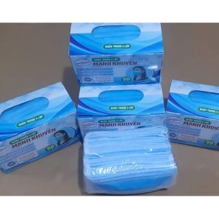 Khẩu trang y tế 4 lớp 1 hộp = 50c ( 90k )