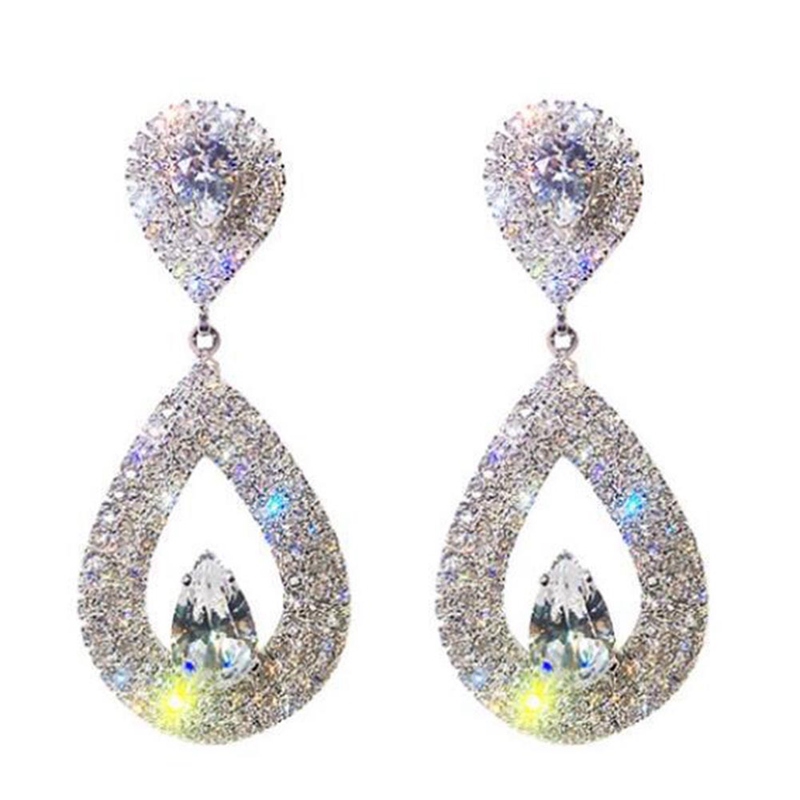 Bông tai dạng giọt nước thời trang