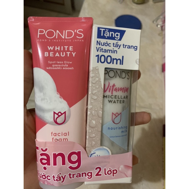 Sữa Rữa Mặt pond's Làm Sáng Da 100ml Tặng Kèm Nước Tẩy Trang Vitamin