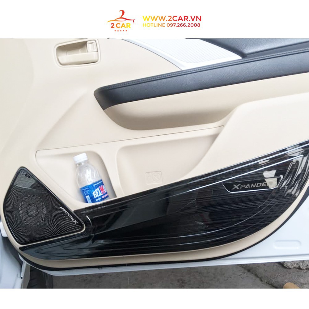 Ốp tapli cánh cửa xpander, màng loa xe Xpander 2019-2021 chất liệu titan hàng cao cấp