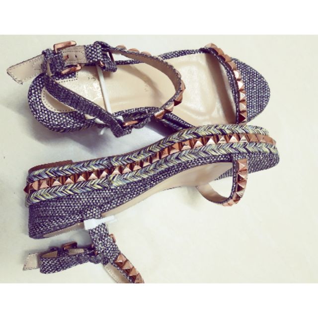 Thanh lý giày Louboutin