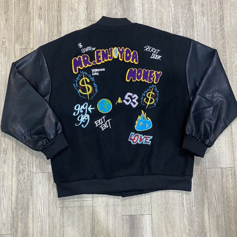 Áo khoác bóng chày thêu chữ M