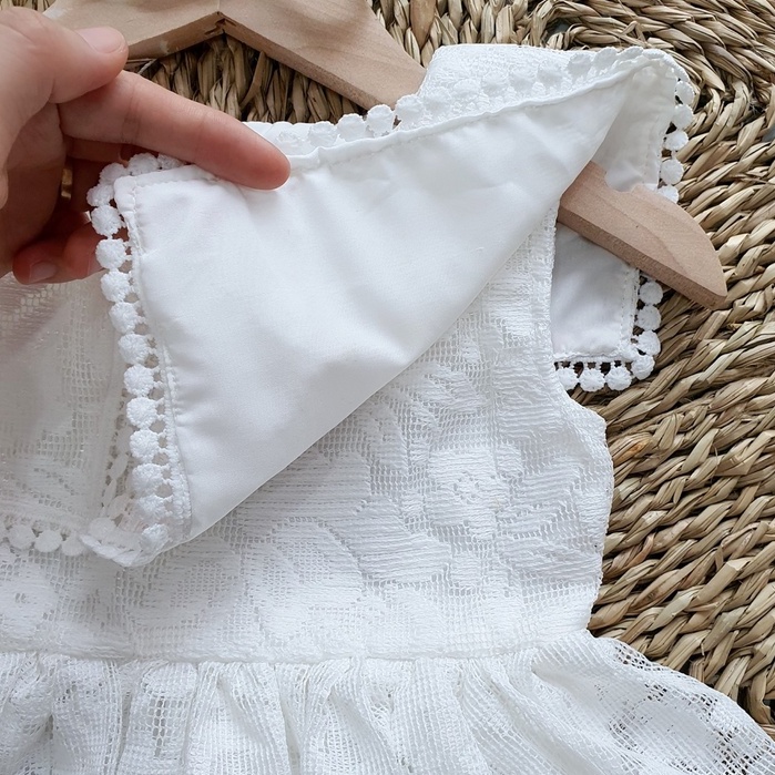 Body váy công chúa cho bé gái sơ sinh RIOKIDS, quần áo đầy tháng, thôi nôi ren hoa trắng BD73