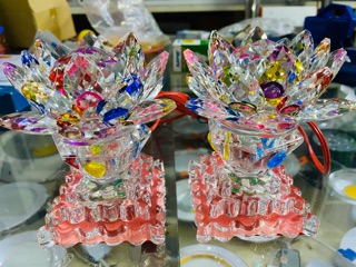 Đèn Thờ Hoa Sen Pha Lê (1 cặp)
