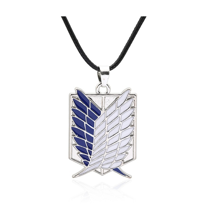 Vòng cổ và áo khoác màu xanh lá hóa trang phong cách anime Attack on Titan