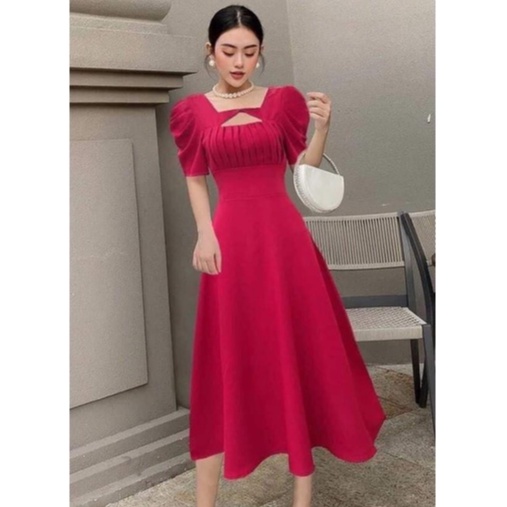 ĐẦM DỰ TIỆC XOÈ DÀI QUA GỐI XẾP LY KHOÉT CỰC