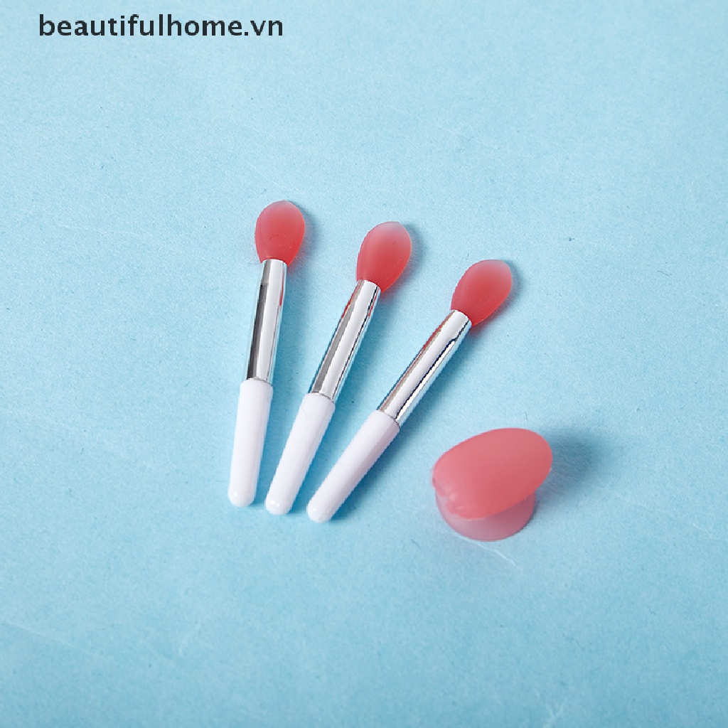 Cọ Đắp Mặt Nạ Môi Bằng Silicone Kèm Nắp Đậy Chống Bụi Tiện Lợi