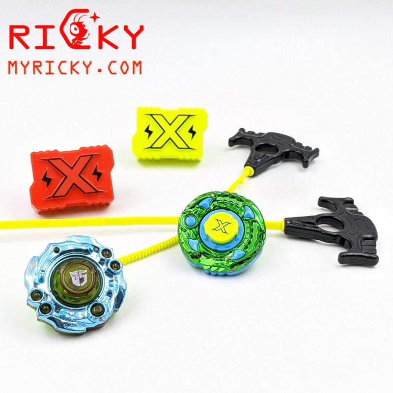 Bộ sàn đấu, con quay BeyBlade gồm sàn đấu + 2 con quay kim loại