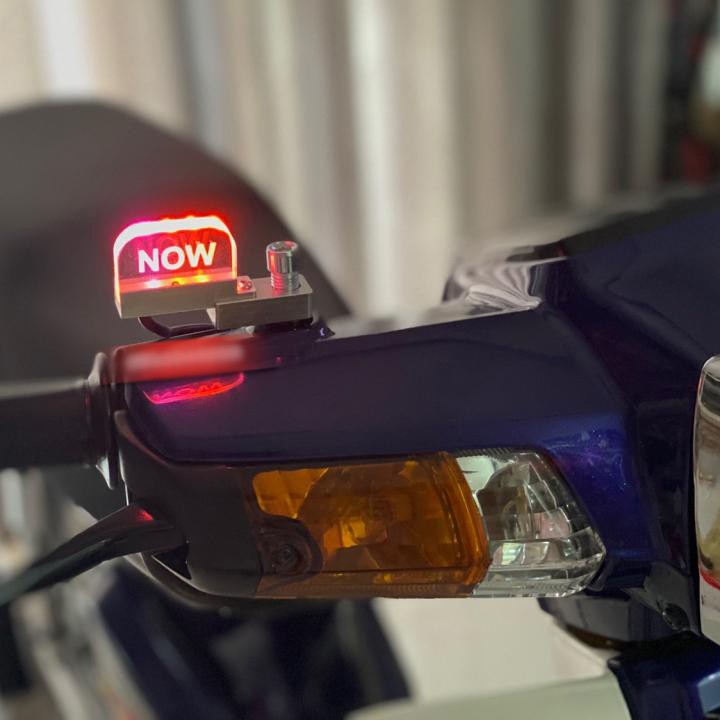 Bảng tên LED gắn chân gương xe máy khắc chữ Grap , Gojek , Now , Taxi Greennetworks