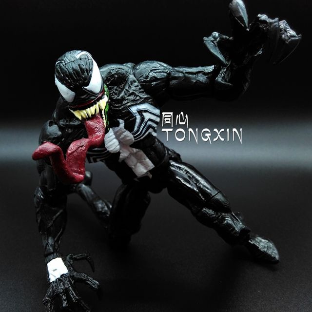 Mô Hình Nhân Vật Venom 2 Đầu Có Khớp Cử Động Trang Trí Xe Hơi