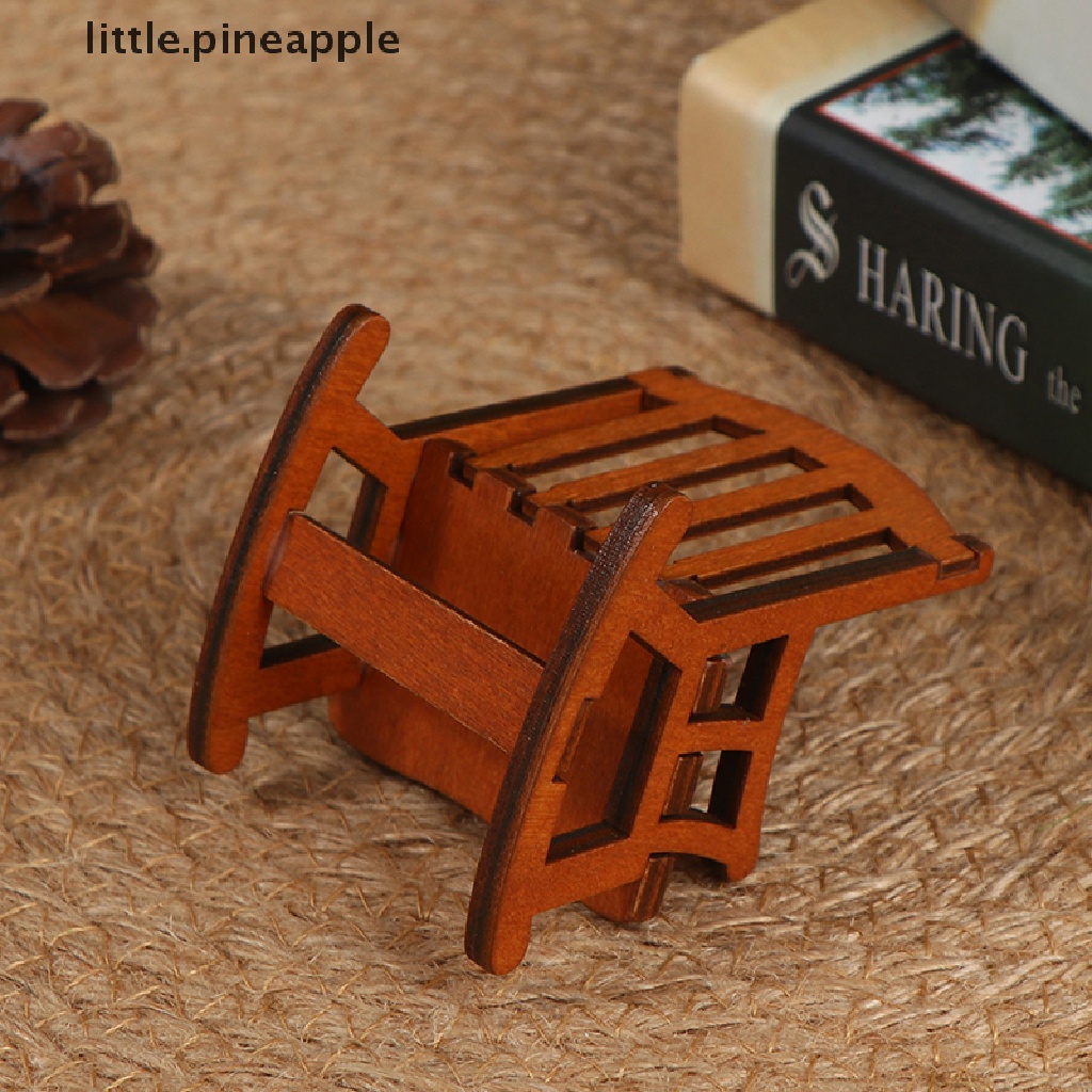 Mô Hình Ghế Gỗ Mini Tỉ Lệ 1 / 12 Trang Trí Nhà Búp Bê