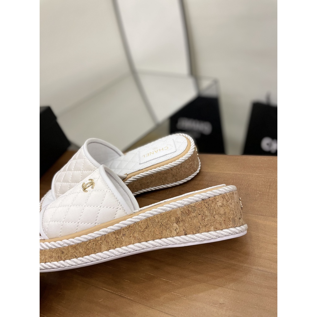 Dép nữ da thật thời trang cao cấp 𝘾𝙝𝙖𝙣𝙚𝙡 𝘾𝙝𝙖𝙣n𝙚𝙡 CN phong cách trẻ trung, thời thượng