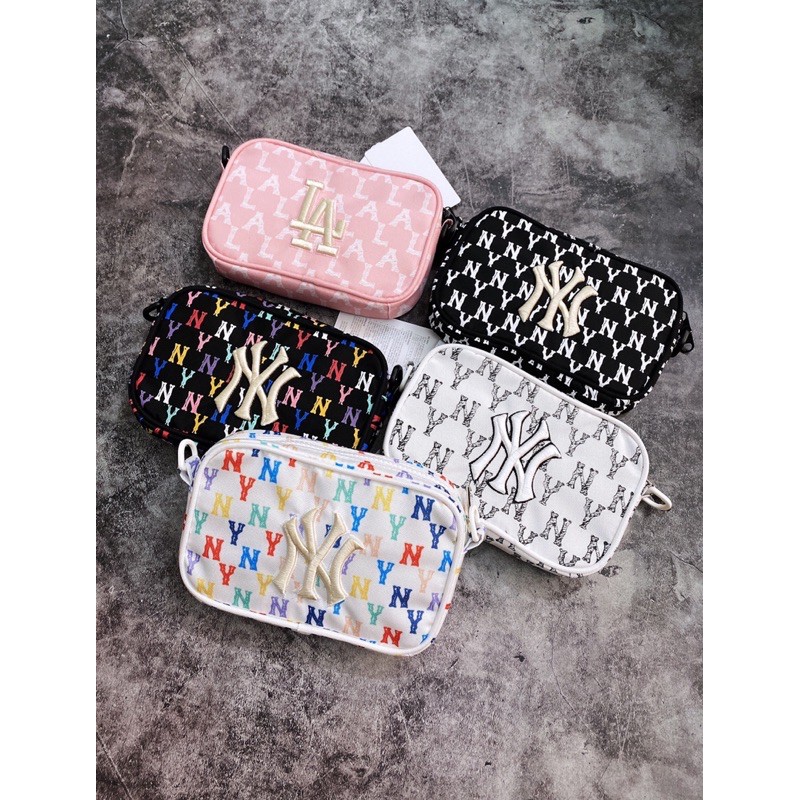 [Ảnh thật kèm video] Túi đeo chéo đen in logo | BigBuy360 - bigbuy360.vn