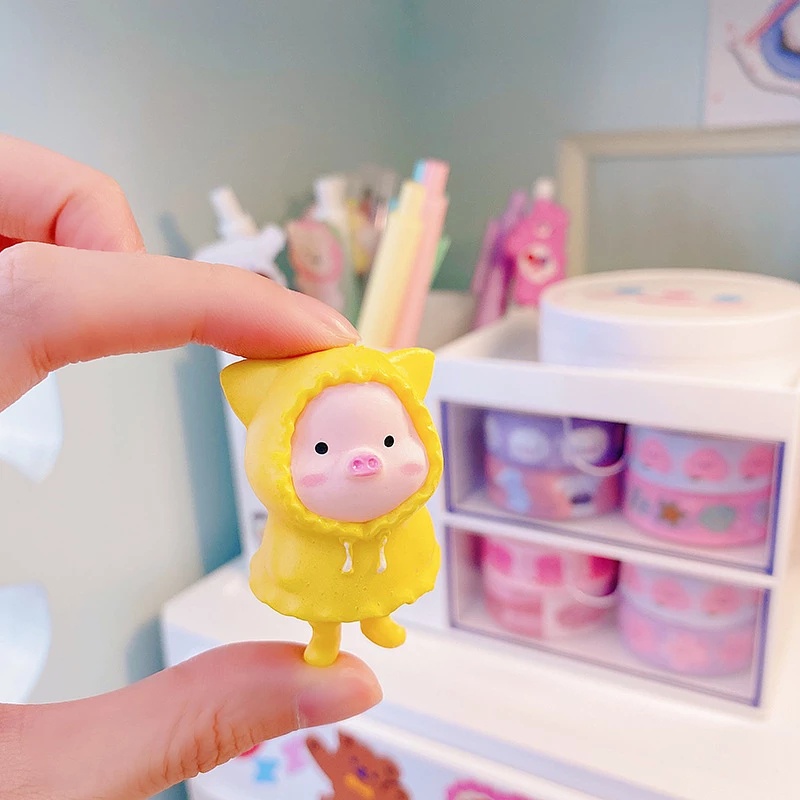 Mô Hình Chú Heo Hồng Mini Bằng Resin Dễ Thương Dùng Trang Trí Tiểu Cảnh