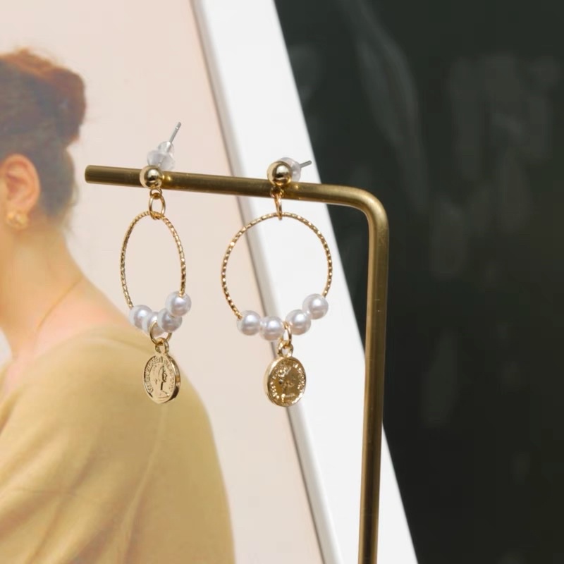 Hoa tai đính hạt cách điệu nữ tính - Maben