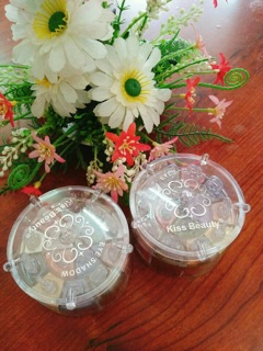 Phấn mắt Kiss Beauty 14 màu