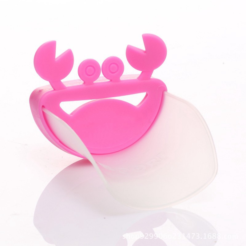 Dụng cụ nối dài vòi nước giúp bé rửa tay thuận tiện hình cua xinh xắn