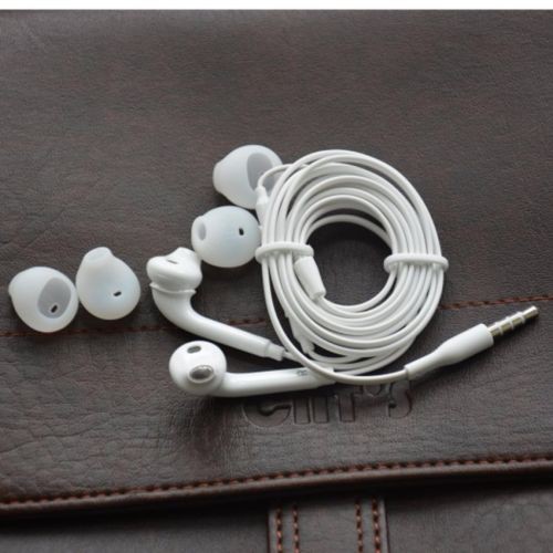 Tai nghe SS S7 dây dẹt tặng kèm hộp đựng